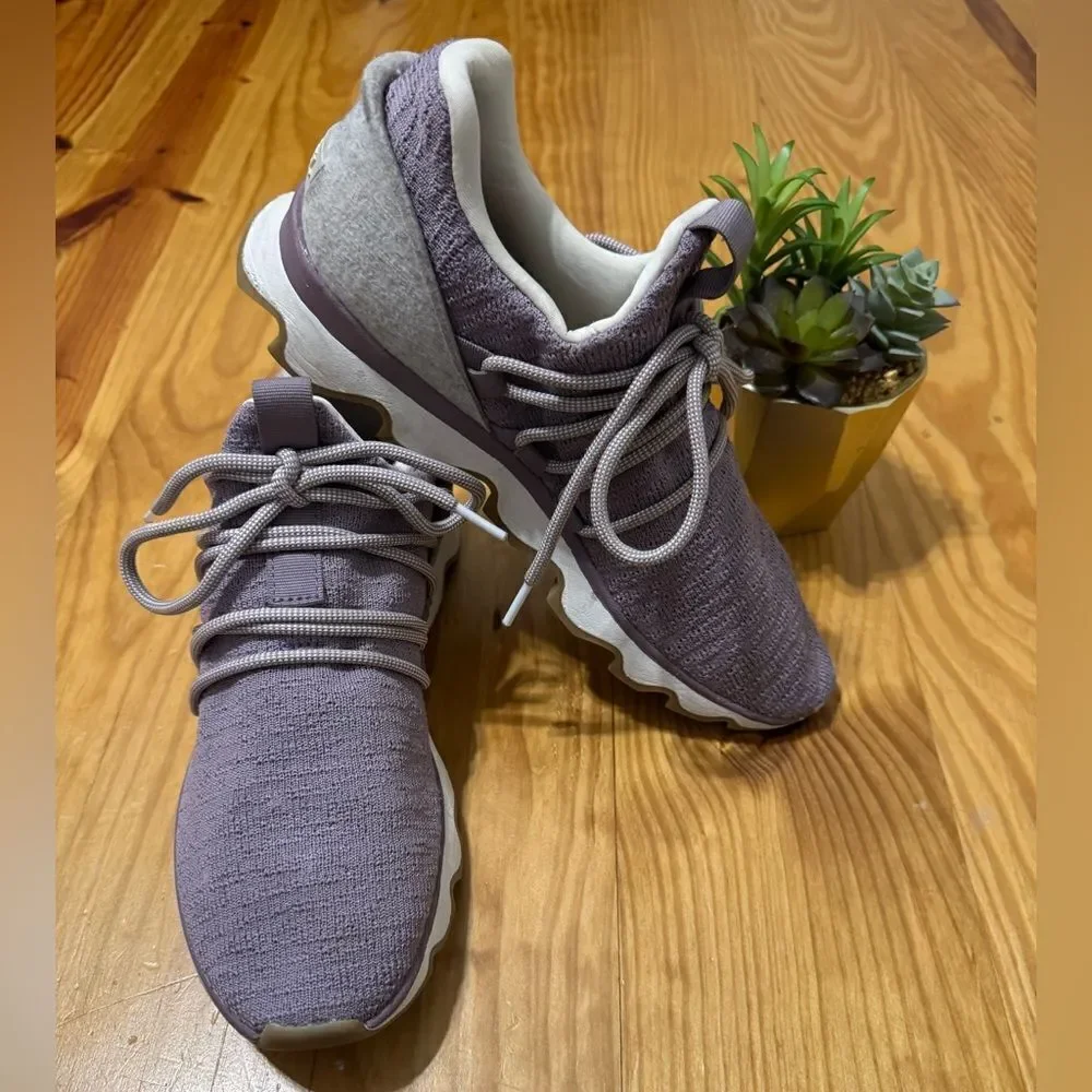 Sorel Kinetic Lace Purple Gray Knit Fabric Women's Sneakers size 9 NL3227-553